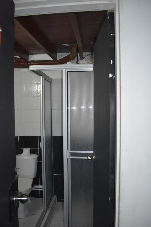 Esmed Hostel Medellín Extérieur photo